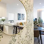 Skyline Lofts By Lovelystay *