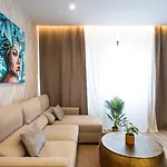 Skyline Lofts By Lovelystay