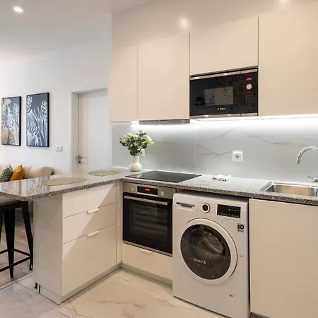 Skyline Lofts By Lovelystay Matosinhos (Porto)