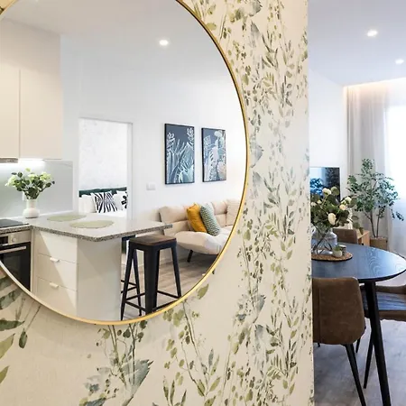 Skyline Lofts By Lovelystay *