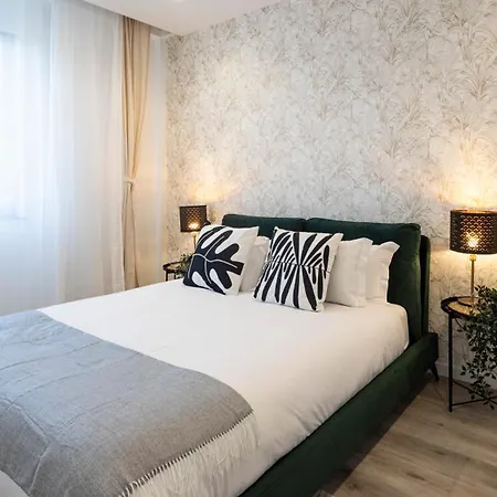 Skyline Lofts By Lovelystay Appartamento