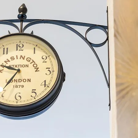 Skyline Lofts By Lovelystay Matosinhos (Porto)