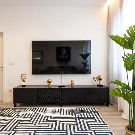 Skyline Lofts By Lovelystay Appartamento