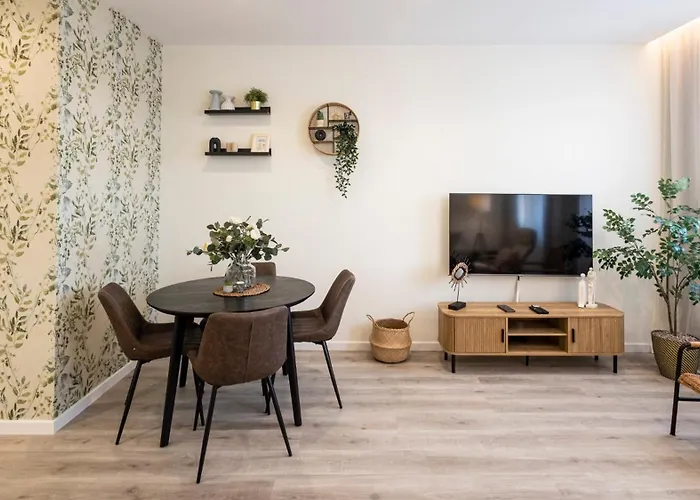 Skyline Lofts By Lovelystay