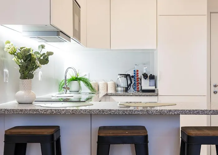 Skyline Lofts By Lovelystay Апартаменты *