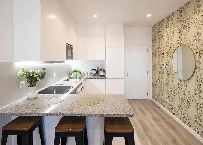 Skyline Lofts By Lovelystay