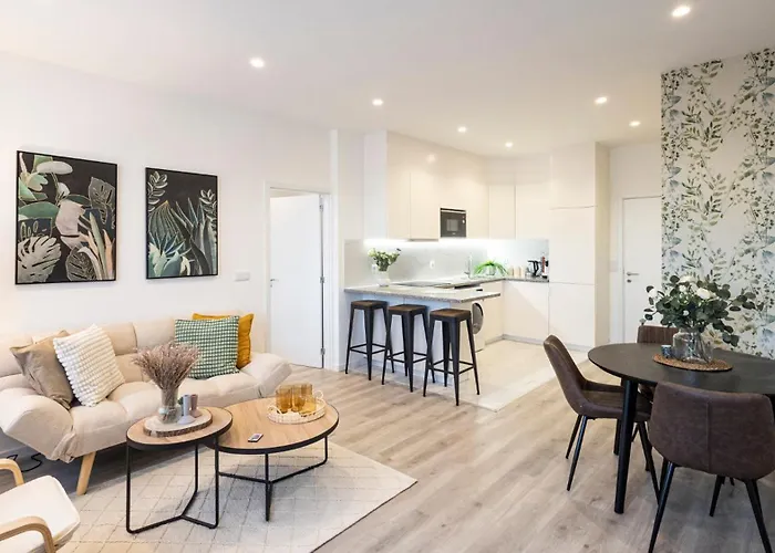 Skyline Lofts By Lovelystay Матозиньюш