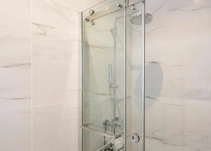 Апартаменты Skyline Lofts By Lovelystay *