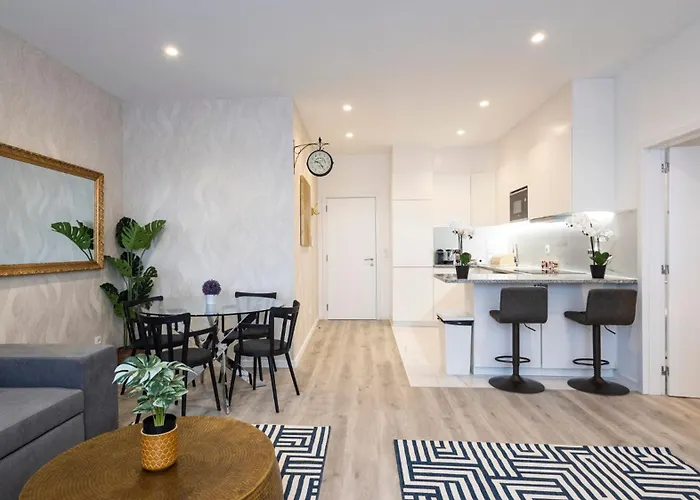 Skyline Lofts By Lovelystay