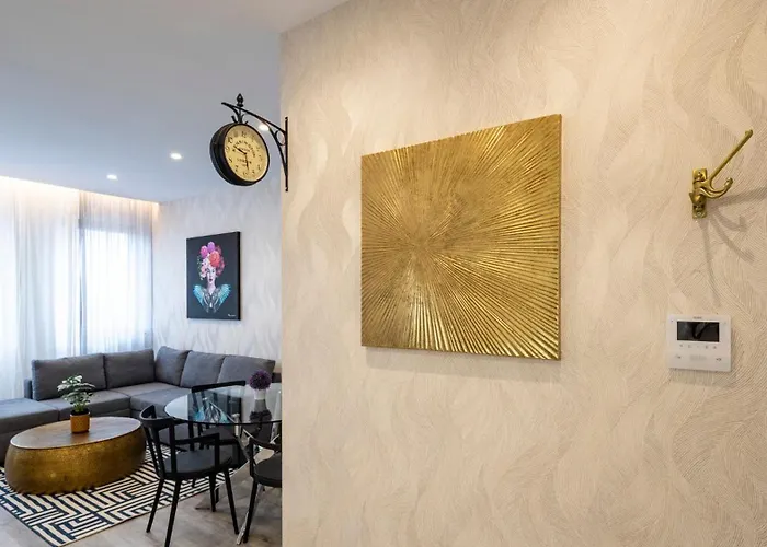 Skyline Lofts By Lovelystay Апартаменты *