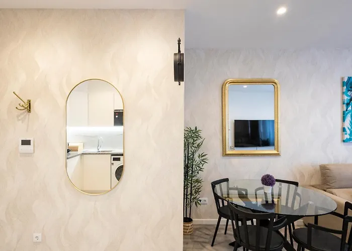 Skyline Lofts By Lovelystay Матозиньюш