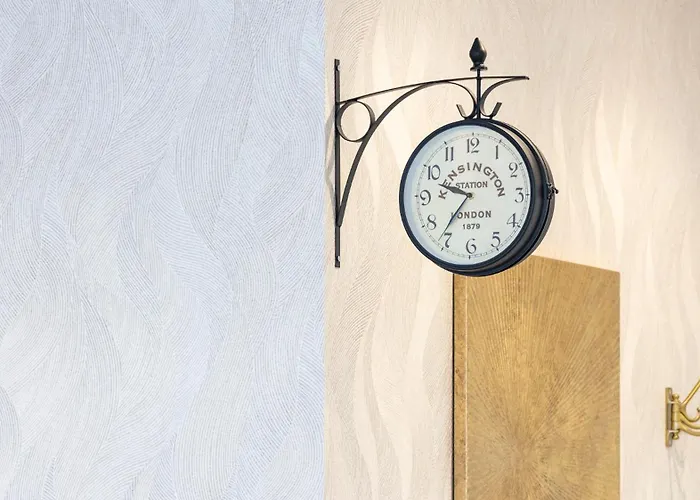 Апартаменты Skyline Lofts By Lovelystay