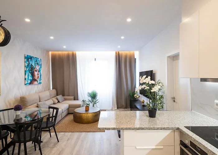 Skyline Lofts By Lovelystay Апартаменты Матозиньюш