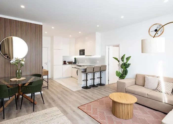 Skyline Lofts By Lovelystay Апартаменты *